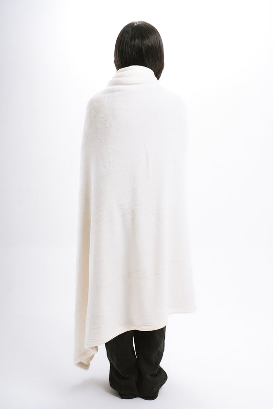 CREAM BLANKET