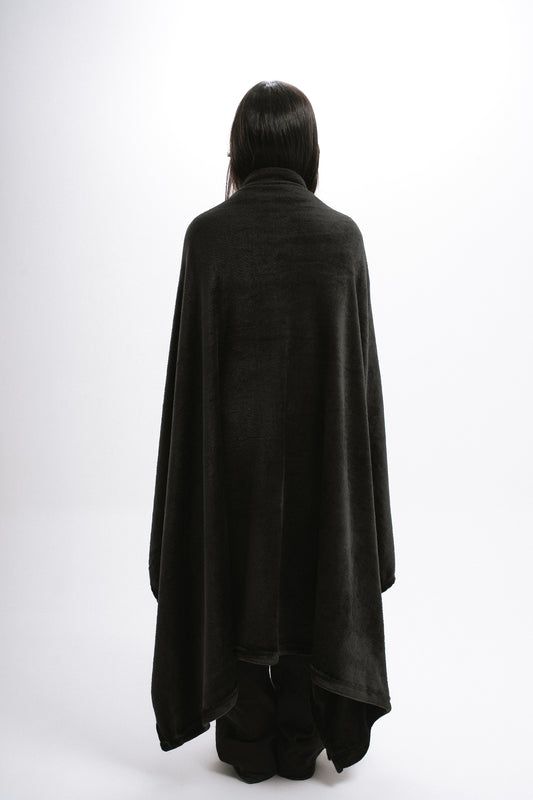 BLACK BLANKET