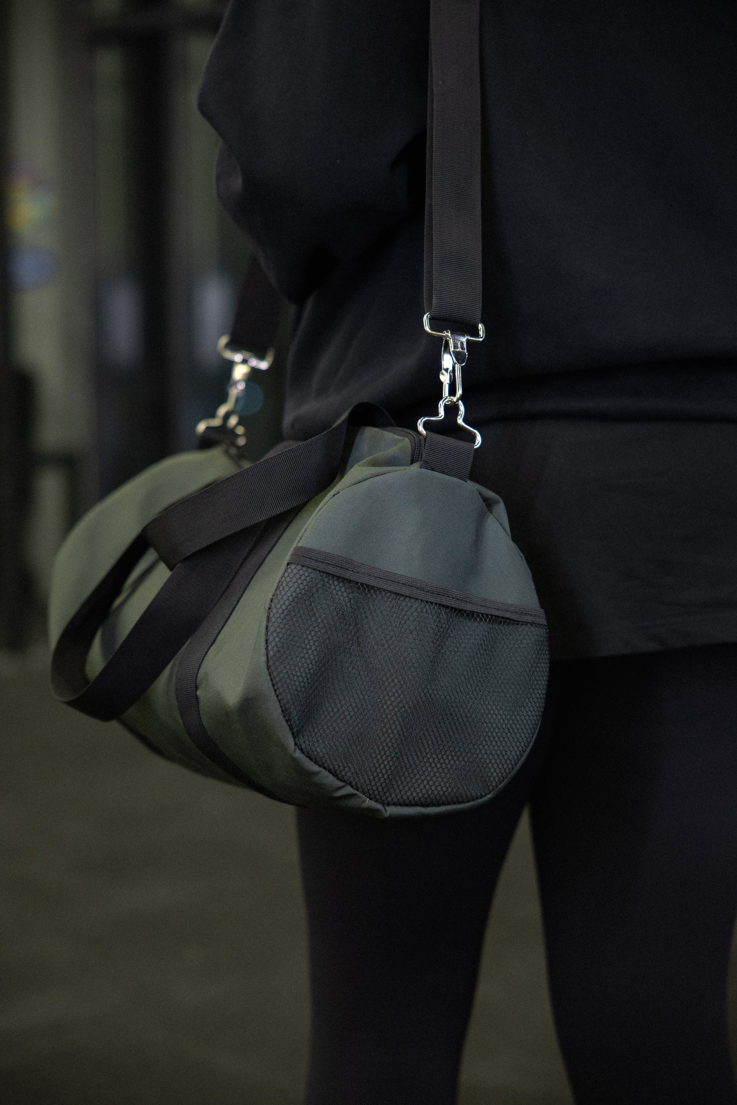 OLIVE DUFFEL BAG