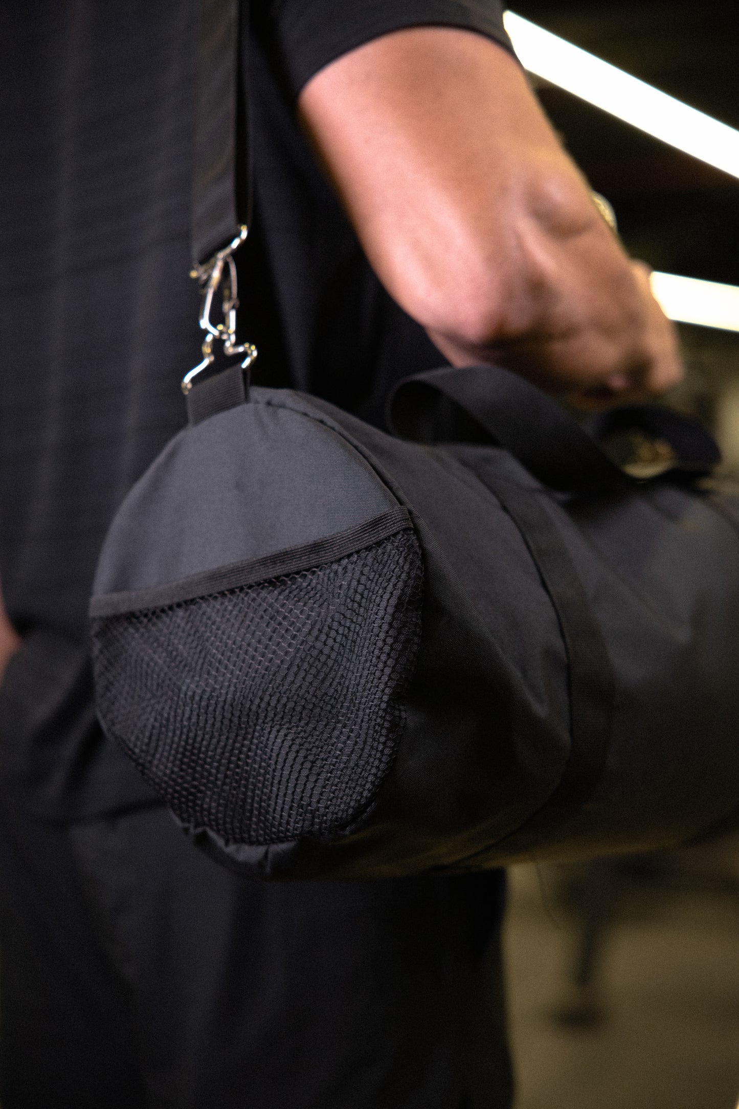 BLACK DUFFEL BAG